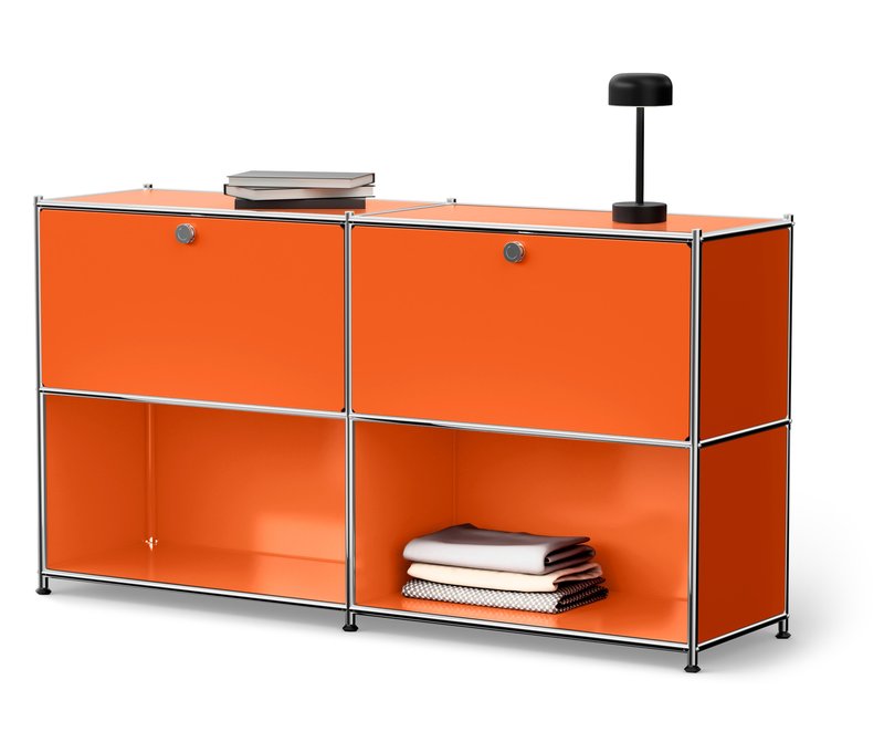 Tchibo - Sideboard Metall »Cn3« mit 2 versetzbaren Klappenfächern - 152x40x82,5cm - orange - Stahl / Aluminium / Kunststoff