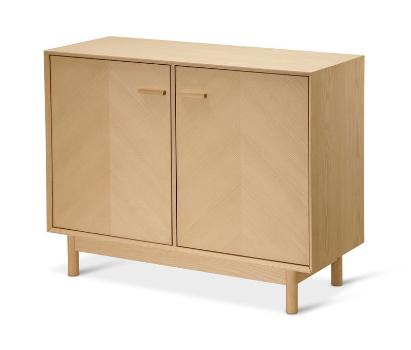 Tchibo - Sideboard aus Eschenholz mit dekorativen Türfronten - 100x40x80cm - braun - Holz / Eschenholzfurnier / Eschen-Massivholz
