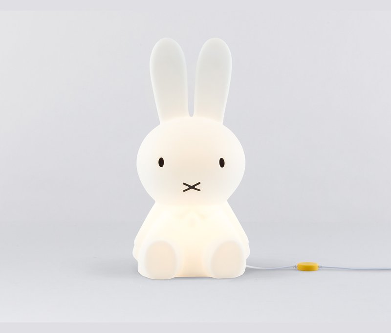 Mr. Maria LED-Tischleuchte »Miffy Star« - 25x25x50cm - weiß - Polyethylen