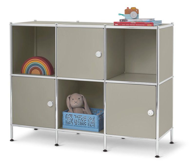 Tchibo - Sideboard Metall »Cn3 Kids« mit 3 Türen - 116x40x89,5cm - hellgrau - Stahl / Kunststoff / Kunststoff